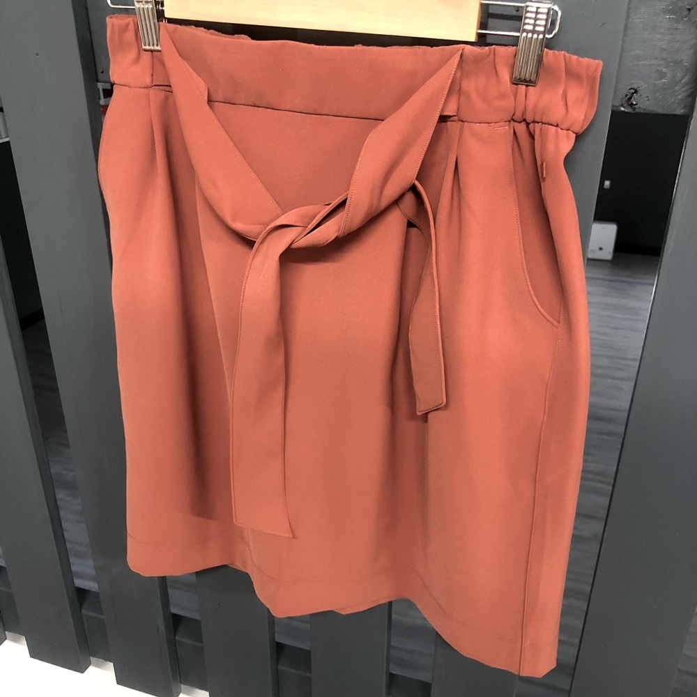 Lulu lemon skirt!